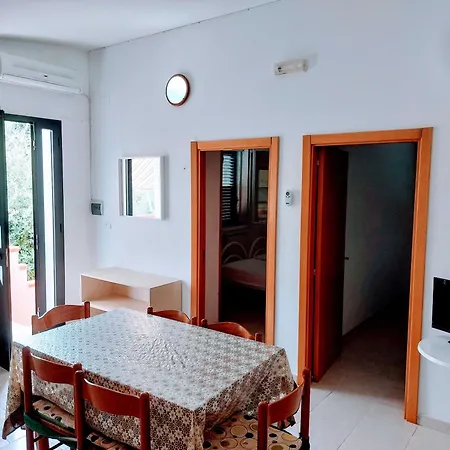 Casa Di Gianni * 罗迪-加尔加尼科