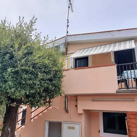 Casa Di Gianni Апартаменты Роди-Гарганико